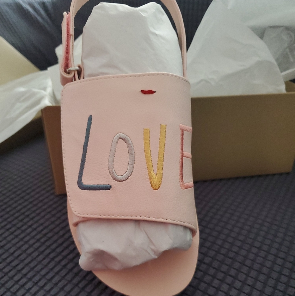 NWB Sarella Sandals by ED Ellen DeGeneres